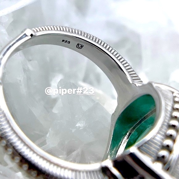 EUC Judith Ripka Sterling Silver 3.0 carat synthetic Paraiba Spinel Cushion Ring - Picture 7 of 10